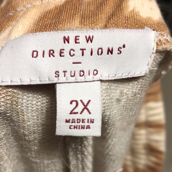 New directions leopard print joggers - Picture 3 of 3